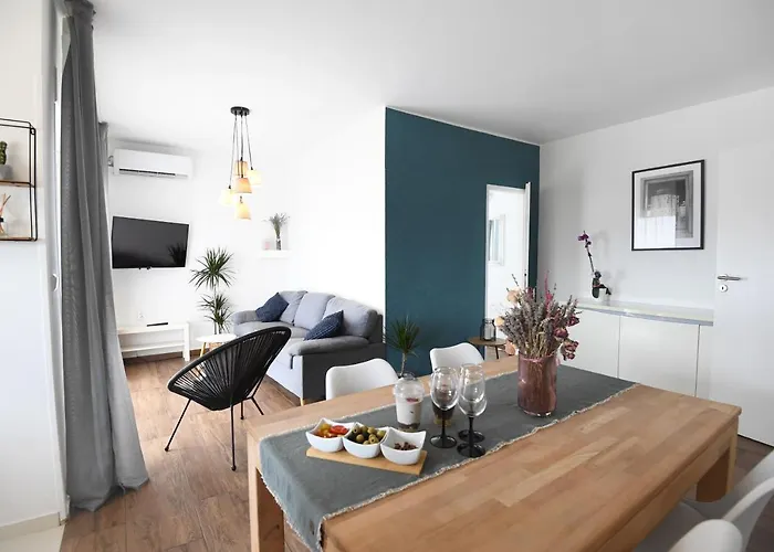 Visnjik- Free Private Parking Appartamento Zara