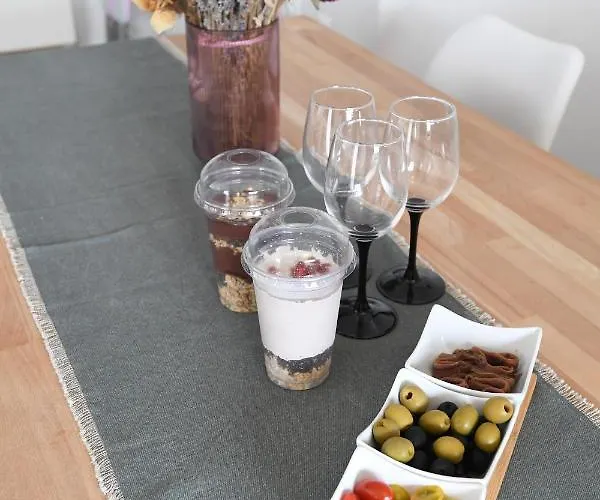 Visnjik- Free Private Parking * Zara