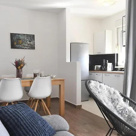Visnjik- Free Private Parking Daire