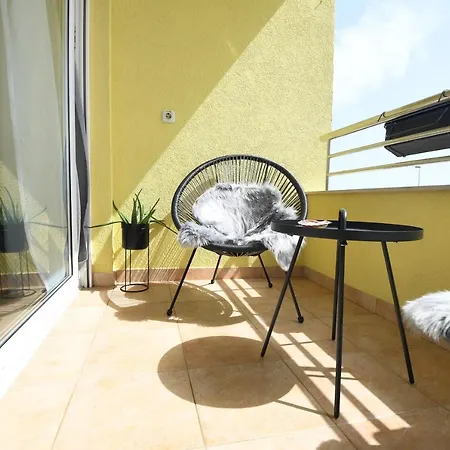 Visnjik- Free Private Parking Апартаменты *